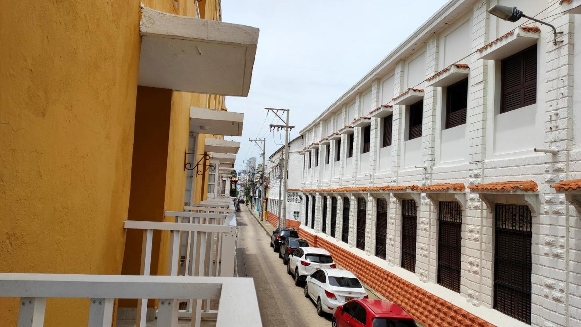 Happy Tours Apartments Cartagena Exterior photo