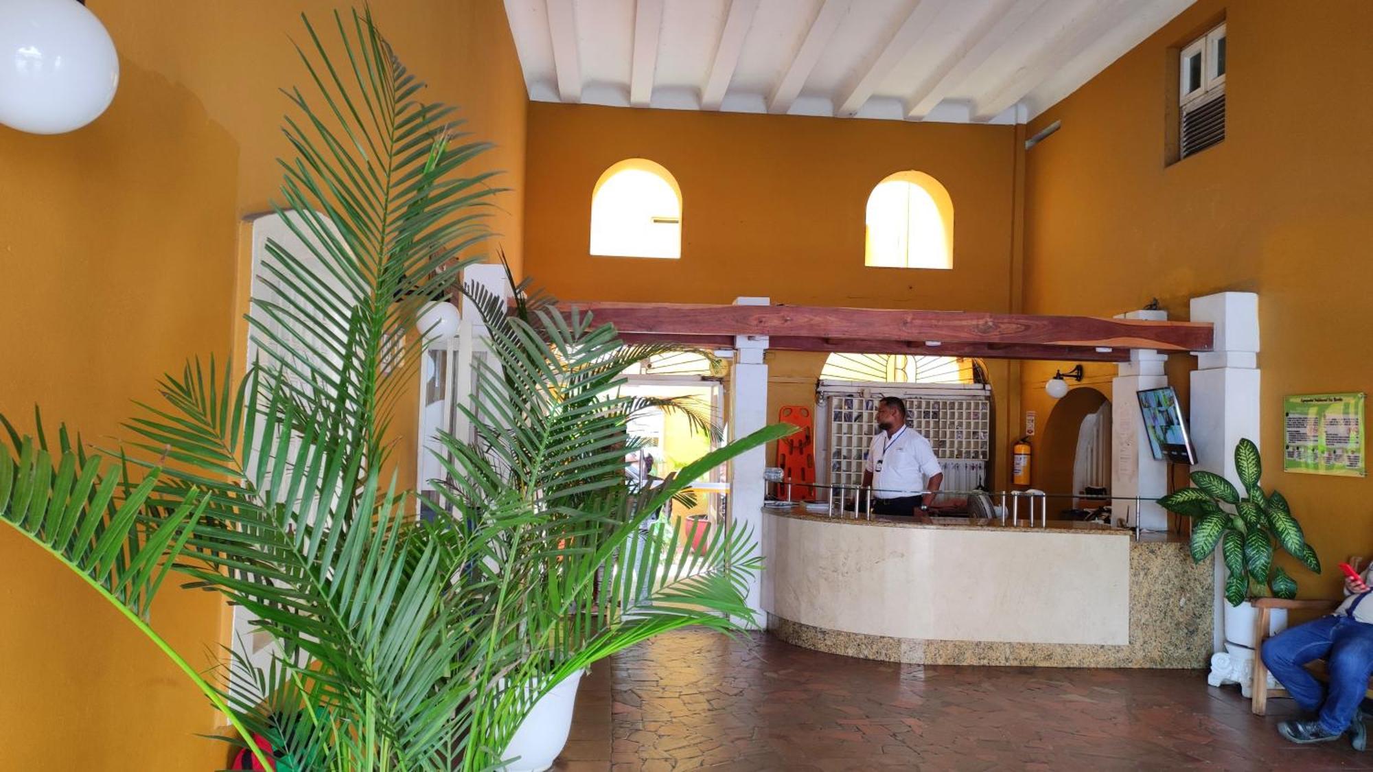 Happy Tours Apartments Cartagena Exterior photo